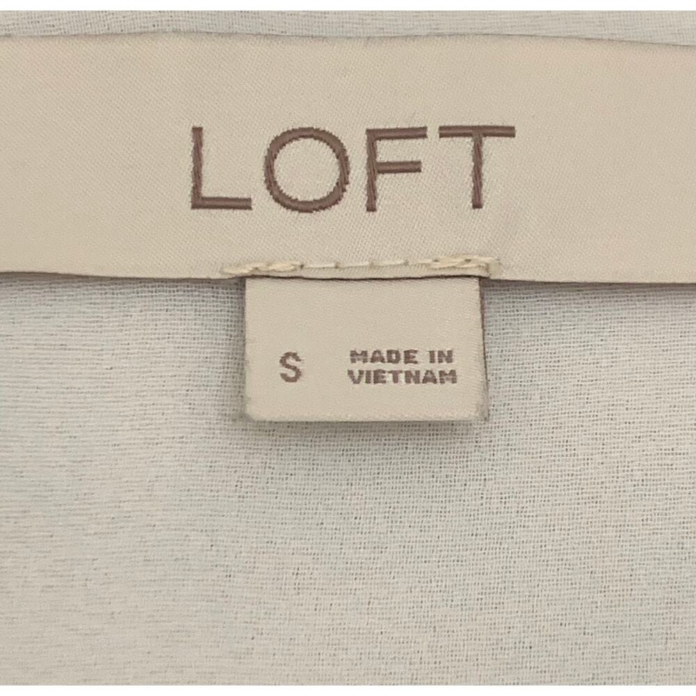 Loft Womens Slip Top Cream Sz. Small Sheer with Full Lining Feminine Lightweight - Picture 4 of 12